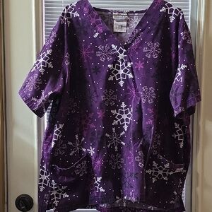 Smart Scrubs Eggplant Snowflake Top